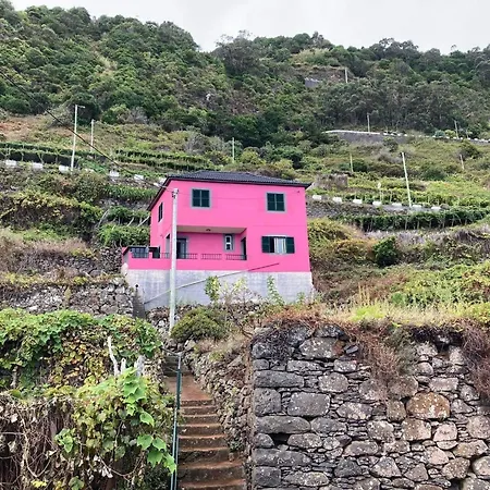 De Freitas By Rent-a-key *