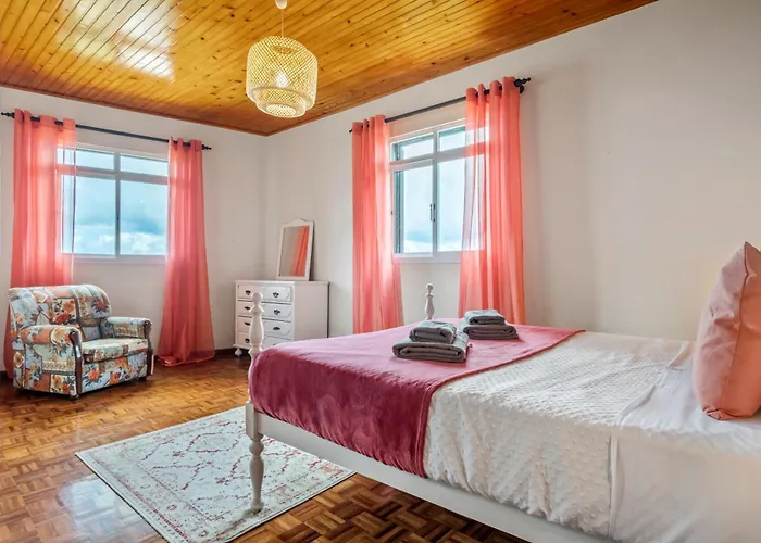 De Freitas By Rent-a-key *