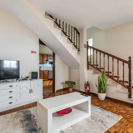 De Freitas By Rent-a-key Holiday home